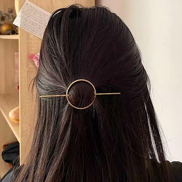 ⚜️𝟯𝟬%𝗢𝗙𝗙 𝗯𝘂𝗻𝗱𝗹𝗲𝘀 𝟯+⚜️ NEW Large Round Bar Barrette - Picture 7 of 10